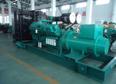 调楼镇800kw康明斯柴油发电机组